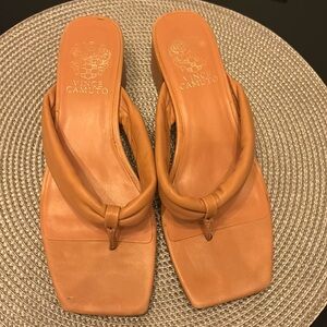 Vince Camuto sandal 7.5